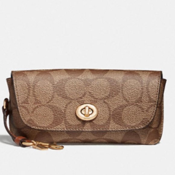 Coach Sunglass Case In Signature Canvas - Picture 1 of 1